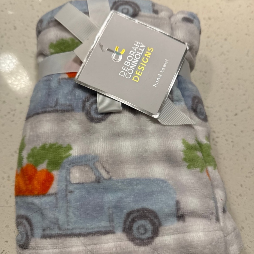 Deborah Connolly Designs Gray and Blue hand Towel set